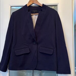 NWOT Gibsonlook Notched Collar Navy Women's Blazer